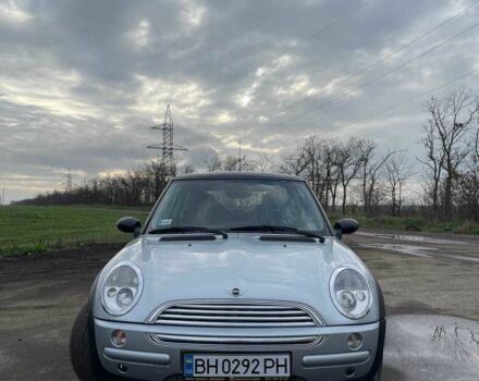 Серый Мини Купер, объемом двигателя 1.6 л и пробегом 137 тыс. км за 4900 $, фото 1 на Automoto.ua