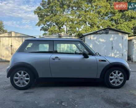 Сірий Міні Cooper, об'ємом двигуна 1.6 л та пробігом 285 тис. км за 3999 $, фото 11 на Automoto.ua