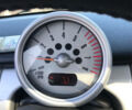 Серый Мини Купер, объемом двигателя 1.6 л и пробегом 236 тыс. км за 6300 $, фото 1 на Automoto.ua