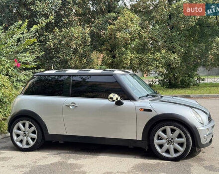 Сірий Міні Cooper, об'ємом двигуна 1.6 л та пробігом 172 тис. км за 5500 $, фото 9 на Automoto.ua