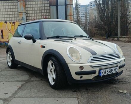 Серый Мини Купер, объемом двигателя 1.6 л и пробегом 175 тыс. км за 5000 $, фото 3 на Automoto.ua