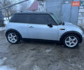 Сірий Міні Cooper, об'ємом двигуна 1.6 л та пробігом 203 тис. км за 2999 $, фото 3 на Automoto.ua