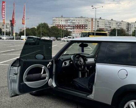 Серый Мини Купер, объемом двигателя 1.6 л и пробегом 213 тыс. км за 5500 $, фото 14 на Automoto.ua