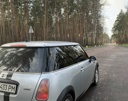 Сірий Міні Cooper, об'ємом двигуна 1.6 л та пробігом 230 тис. км за 3900 $, фото 3 на Automoto.ua