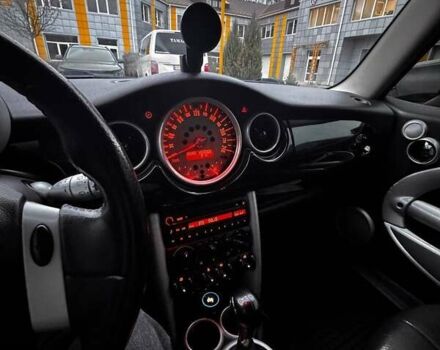 Сірий Міні Cooper, об'ємом двигуна 1.6 л та пробігом 156 тис. км за 5500 $, фото 8 на Automoto.ua