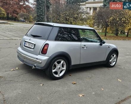 Серый Мини Купер, объемом двигателя 1.6 л и пробегом 275 тыс. км за 3500 $, фото 6 на Automoto.ua