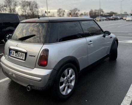 Серый Мини Купер, объемом двигателя 1.6 л и пробегом 214 тыс. км за 4900 $, фото 2 на Automoto.ua