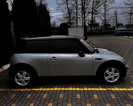Сірий Міні Cooper, об'ємом двигуна 1.6 л та пробігом 156 тис. км за 5500 $, фото 1 на Automoto.ua