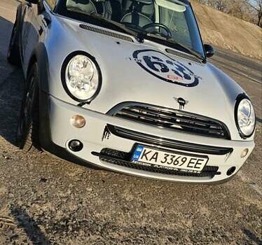 Серый Мини Купер, объемом двигателя 1.6 л и пробегом 237 тыс. км за 7500 $, фото 14 на Automoto.ua