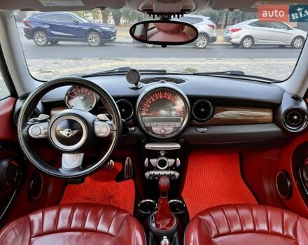 Сірий Міні Cooper, об'ємом двигуна 1.6 л та пробігом 220 тис. км за 6800 $, фото 16 на Automoto.ua