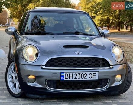 Сірий Міні Cooper, об'ємом двигуна 1.6 л та пробігом 220 тис. км за 6800 $, фото 46 на Automoto.ua
