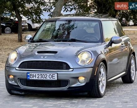 Сірий Міні Cooper, об'ємом двигуна 1.6 л та пробігом 220 тис. км за 6800 $, фото 7 на Automoto.ua