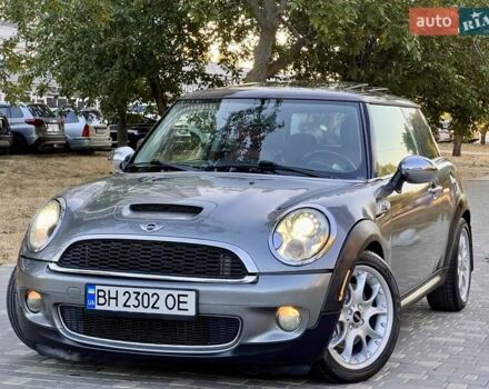 Сірий Міні Cooper, об'ємом двигуна 1.6 л та пробігом 220 тис. км за 6800 $, фото 58 на Automoto.ua