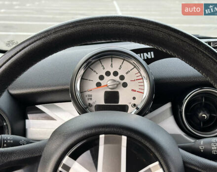 Сірий Міні Cooper, об'ємом двигуна 1.6 л та пробігом 100 тис. км за 9900 $, фото 53 на Automoto.ua