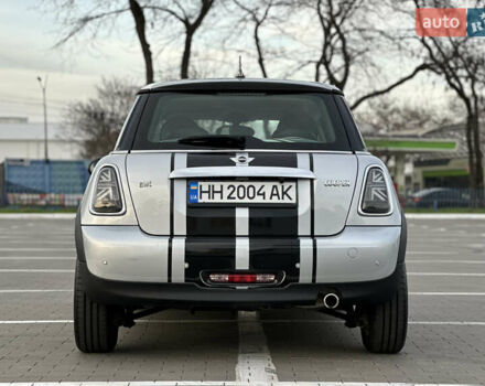 Сірий Міні Cooper, об'ємом двигуна 1.6 л та пробігом 100 тис. км за 9900 $, фото 22 на Automoto.ua