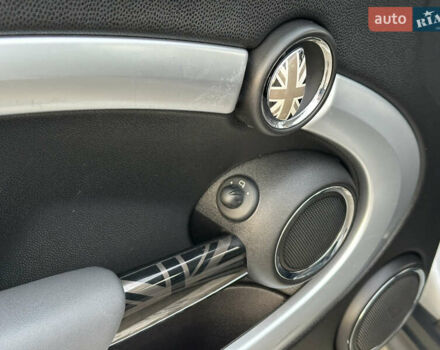 Сірий Міні Cooper, об'ємом двигуна 1.6 л та пробігом 100 тис. км за 9900 $, фото 42 на Automoto.ua