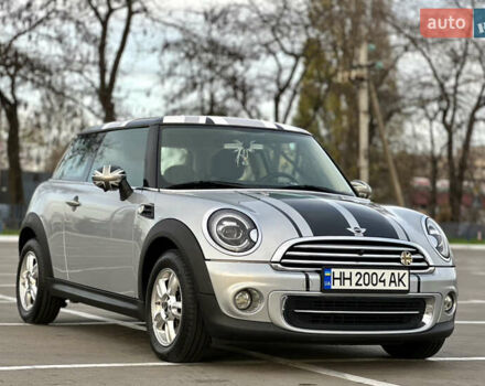 Сірий Міні Cooper, об'ємом двигуна 1.6 л та пробігом 100 тис. км за 9900 $, фото 13 на Automoto.ua