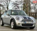 Сірий Міні Cooper, об'ємом двигуна 1.6 л та пробігом 100 тис. км за 9900 $, фото 13 на Automoto.ua