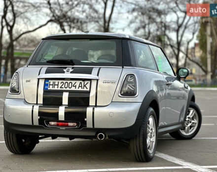 Сірий Міні Cooper, об'ємом двигуна 1.6 л та пробігом 100 тис. км за 9900 $, фото 18 на Automoto.ua