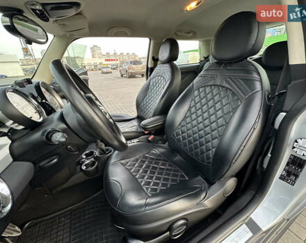 Сірий Міні Cooper, об'ємом двигуна 1.6 л та пробігом 100 тис. км за 9900 $, фото 45 на Automoto.ua