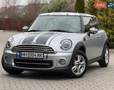 Серый Мини Купер, объемом двигателя 1.6 л и пробегом 100 тыс. км за 9200 $, фото 5 на Automoto.ua