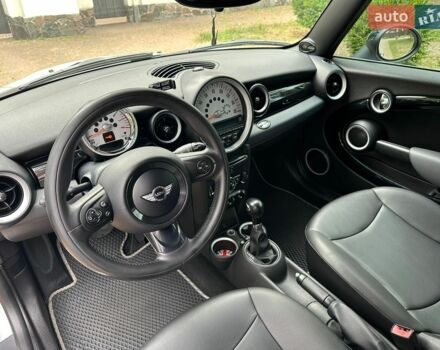 Сірий Міні Cooper, об'ємом двигуна 1.6 л та пробігом 219 тис. км за 7950 $, фото 66 на Automoto.ua