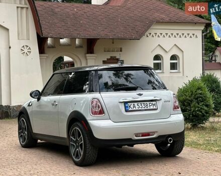 Сірий Міні Cooper, об'ємом двигуна 1.6 л та пробігом 219 тис. км за 7950 $, фото 15 на Automoto.ua