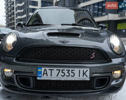 Серый Мини Купер, объемом двигателя 1.6 л и пробегом 169 тыс. км за 8888 $, фото 33 на Automoto.ua