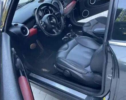 Серый Мини Купер, объемом двигателя 1.6 л и пробегом 245 тыс. км за 9350 $, фото 2 на Automoto.ua