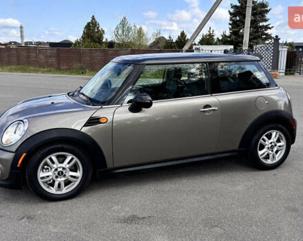 Сірий Міні Cooper, об'ємом двигуна 1.6 л та пробігом 143 тис. км за 8500 $, фото 9 на Automoto.ua