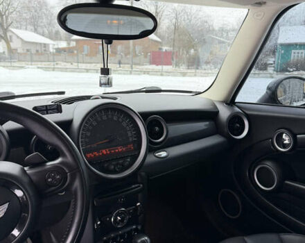 Серый Мини Купер, объемом двигателя 1.6 л и пробегом 170 тыс. км за 9999 $, фото 23 на Automoto.ua