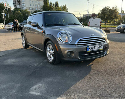 Серый Мини Купер, объемом двигателя 1.6 л и пробегом 189 тыс. км за 8200 $, фото 8 на Automoto.ua