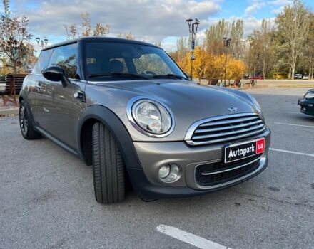 Сірий Міні Cooper, об'ємом двигуна 1.6 л та пробігом 124 тис. км за 8290 $, фото 6 на Automoto.ua