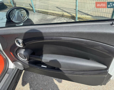 Мини Купер 2013 в Киеве на Automoto.ua Серый Мини Купер, объемом двигателя 1.6 л и пробегом 147 тыс. км за 9990 $, фото 26 на Automoto.ua