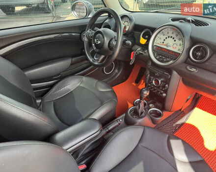 Мини Купер 2013 в Киеве на Automoto.ua Серый Мини Купер, объемом двигателя 1.6 л и пробегом 147 тыс. км за 9990 $, фото 28 на Automoto.ua