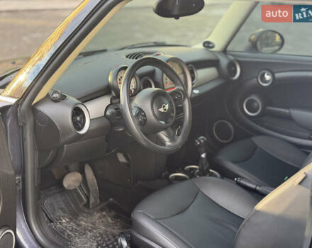 Сірий Міні Cooper, об'ємом двигуна 1.6 л та пробігом 176 тис. км за 7500 $, фото 13 на Automoto.ua