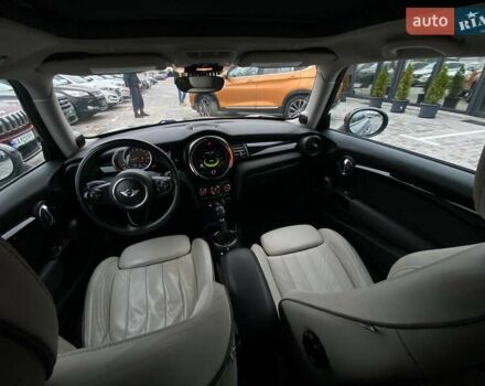 Сірий Міні Cooper, об'ємом двигуна 1.5 л та пробігом 85 тис. км за 11990 $, фото 41 на Automoto.ua