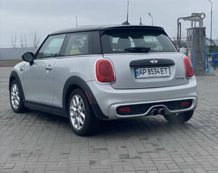 Серый Мини Купер, объемом двигателя 2 л и пробегом 167 тыс. км за 10999 $, фото 6 на Automoto.ua