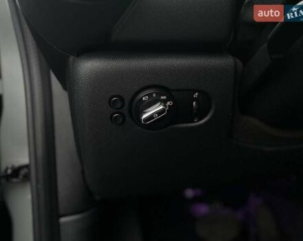 Сірий Міні Cooper, об'ємом двигуна 1.5 л та пробігом 85 тис. км за 11990 $, фото 34 на Automoto.ua