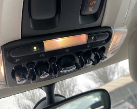 Серый Мини Купер, объемом двигателя 2 л и пробегом 167 тыс. км за 10999 $, фото 19 на Automoto.ua