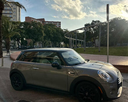 Серый Мини Купер, объемом двигателя 1.5 л и пробегом 86 тыс. км за 10990 $, фото 2 на Automoto.ua