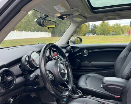 Серый Мини Купер, объемом двигателя 1.5 л и пробегом 78 тыс. км за 5500 $, фото 7 на Automoto.ua