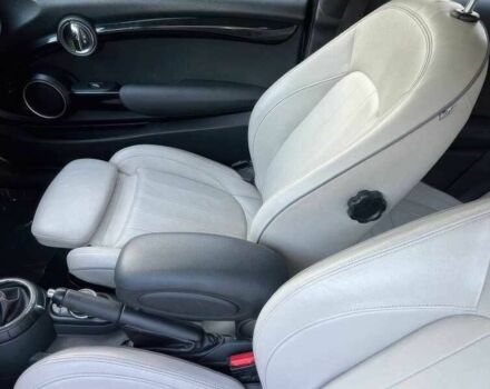 Сірий Міні Cooper, об'ємом двигуна 0 л та пробігом 132 тис. км за 3600 $, фото 9 на Automoto.ua