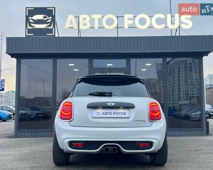 Сірий Міні Cooper, об'ємом двигуна 2 л та пробігом 92 тис. км за 12990 $, фото 6 на Automoto.ua
