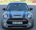 Сірий Міні Cooper, об'ємом двигуна 2 л та пробігом 130 тис. км за 16999 $, фото 5 на Automoto.ua