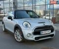Сірий Міні Cooper, об'ємом двигуна 2 л та пробігом 98 тис. км за 12500 $, фото 1 на Automoto.ua