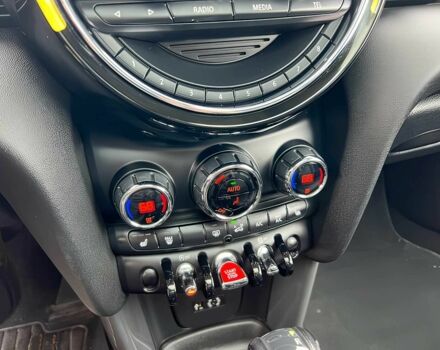 Серый Мини Купер, объемом двигателя 1.5 л и пробегом 78 тыс. км за 5500 $, фото 8 на Automoto.ua