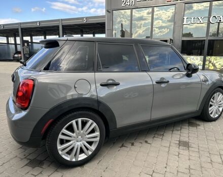 Сірий Міні Cooper, об'ємом двигуна 1.5 л та пробігом 134 тис. км за 12500 $, фото 5 на Automoto.ua