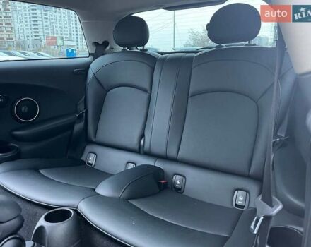 Сірий Міні Cooper, об'ємом двигуна 2 л та пробігом 92 тис. км за 12990 $, фото 10 на Automoto.ua