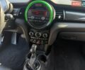Сірий Міні Cooper, об'ємом двигуна 2 л та пробігом 140 тис. км за 13000 $, фото 13 на Automoto.ua